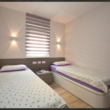 Adria Apartments Poreč Exterior foto