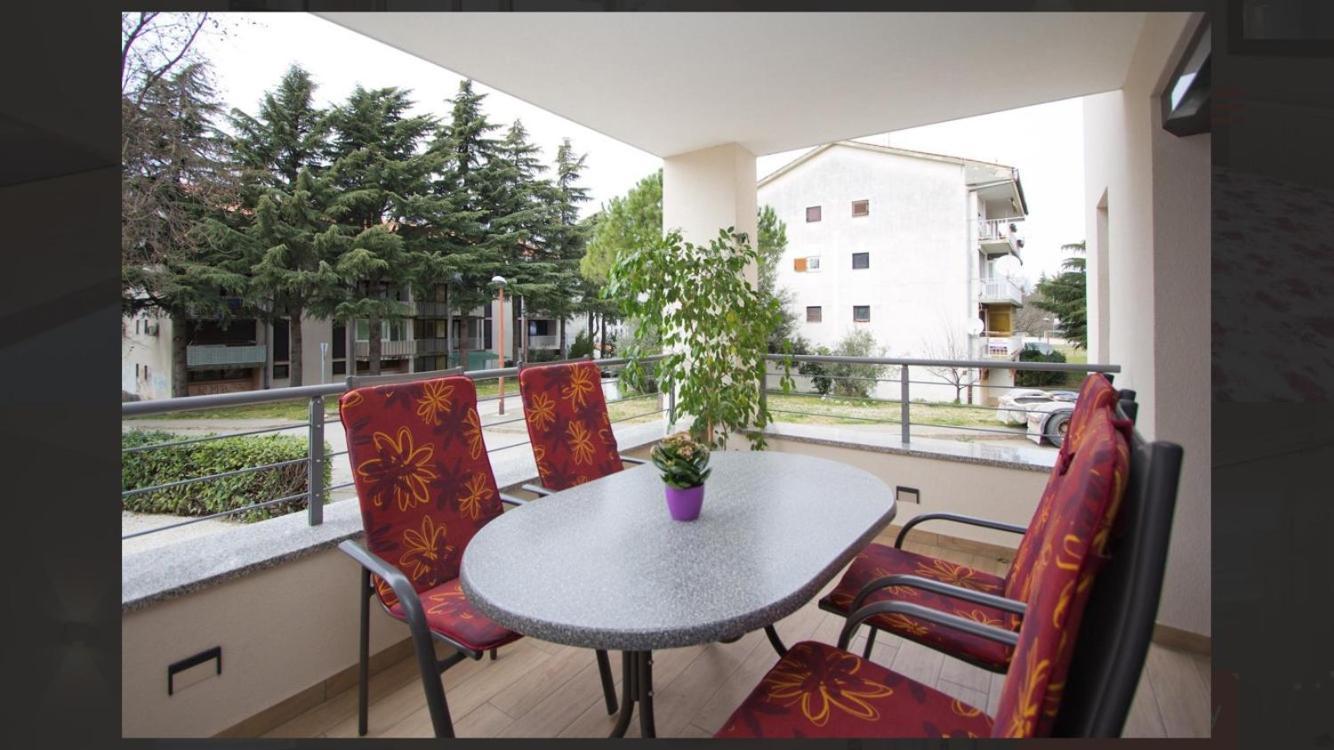 Adria Apartments Poreč Exterior foto